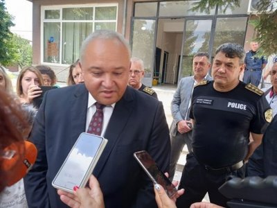 Служебният вътрешен министър Иван Демерджиев предлага заплатата на главния секретар