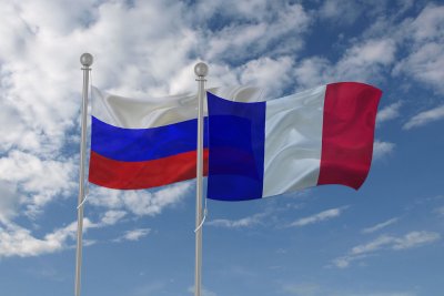 Франция е за запазване на канала за диалог с Русия