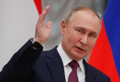 Путин кани съюзниците си на военни учения