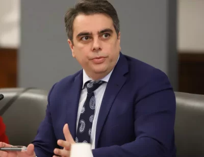 Асен Василев: Трябва мнозинство, което да заяви, че няма да работи с Борисов