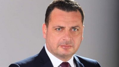 Иван Ченчев скочи на президента Радев