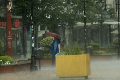 Дъжд се изсипа за пореден ден в София този следобед