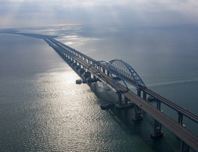 Руският президент Владимир Путин може да спаси Кримския мост от