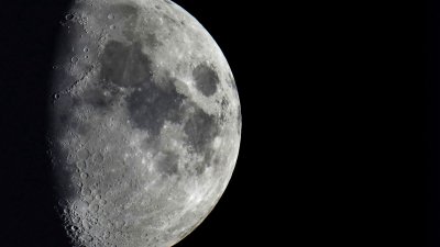 НАСА се подготвя да прати отново хора на Луната А
