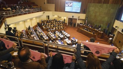 Депутатите в Чили задължително ще бъдат тествани за наркотици предаде