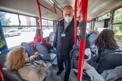 Задължителното носене на маски в градския транспорт в цялата страна
