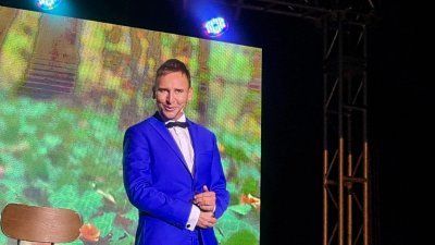 Виктор Калев ще завърти "Грамофонът" в Летния театър във Варна 