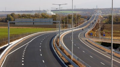 Ръководството на най голямото строително дружество в България държавната Автомагистрали