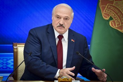 Лукашенко поздрави украинците за националния им празник