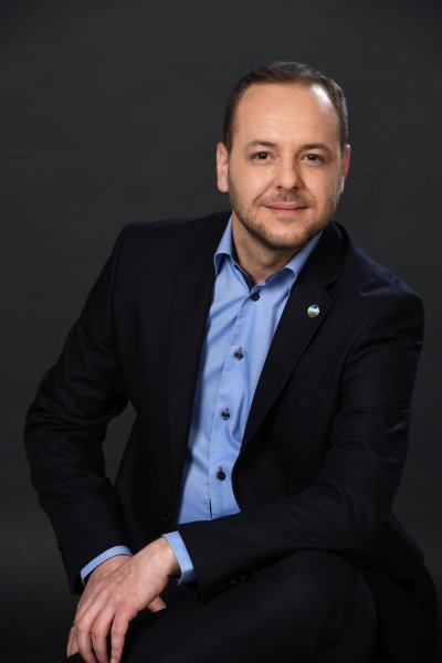 Бившият вицепремиер Борислав Сандов съпредседател на Зелено движение коалиционен партньор