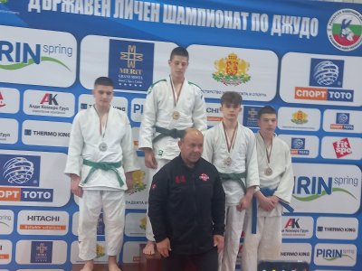 Христо Димитров стана балкански шампион на първенството за юноши и