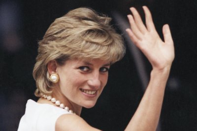 Принцеса Даяна направи истинска революция в кралската мода с помощта