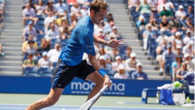 Световният №1 в тениса Даниил Медведев очаквано не беше доволен