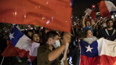 Чилийците отхвърлиха проекта за нова конституция
