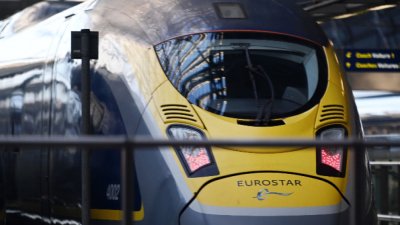 Eurostar спира влаковете до „Дисниленд Париж“