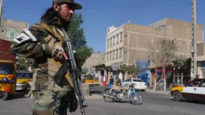 Атентатор се взриви пред руското посолство в Кабул