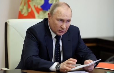 Руският президент Владимир Путин поздрави днес новия британски крал Чарлз