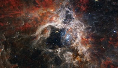 Телескопът Джеймс Уеб предостави удивителни изображения на мъглявината Тарантула