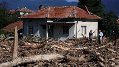 Заради потопа: България иска 130 млн. евро от ЕС