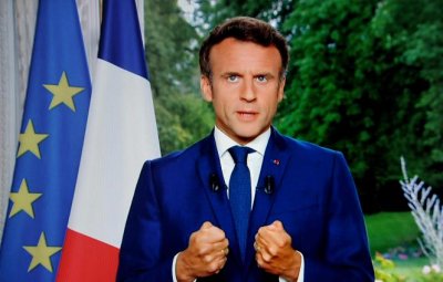 Партията на френския президент Еманюел Макрон официално се преименува на