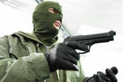 Криминалистите от Шумен задържаха за часове извършители на грабеж Разследването започнало