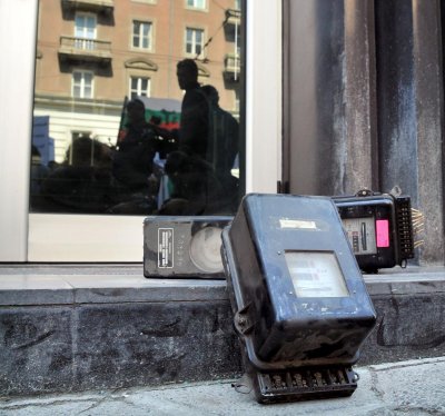 Хванаха банка да краде ток в Благоевград Вчера следобед полицаи
