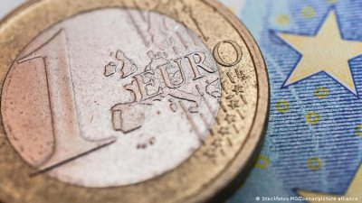 46 българи не одобряват монетарния съюз в ЕС с единна