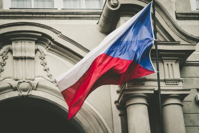 Уволниха чешки дипломат, шпионирал за Русия