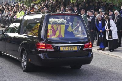 Обединеното кралство се прощава днес със своята кралица Елизабет Втора