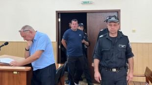 Полицаят от подучастъка в Садово Ангел Георгиев обвинен в убийство