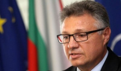 Членът на Демократична България Велизар Шаламанов призова за създаване на
