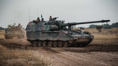 Германия праща на Украйна гаубици и танкове чрез Словения