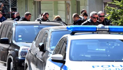 Няколко души са задържани на входа на София в началото на автомагистрала