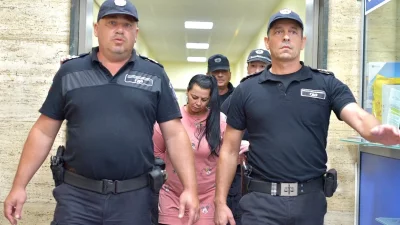Оставиха в килия насилницата Анка Михайлова