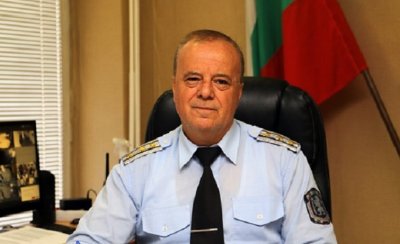 Дългогодишният шеф на Пътната полиция в София комисар Тенчо Тенев