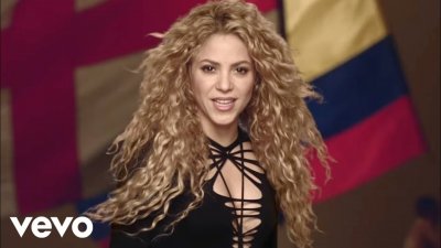 Испански съд нареди на колумбийската суперзвезда Шакира да бъде изправена
