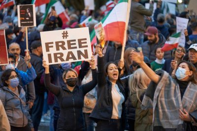 ООН призова Иран да не използва „ненужна сила“