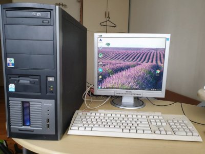 Откраднаха няколко компютъра от Агенцията по вписванията