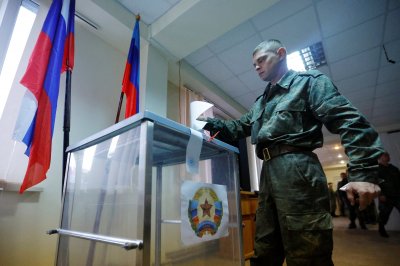 Резултатите от референдума в Луганска област надвишават броя на населението