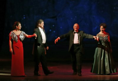 Музикалният театър играе „Царицата на чардаша“ в памет на Арон Аронов