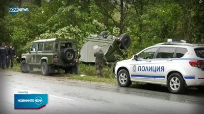 Катастрофа с военен автомобил на НАТО.Тази сутрин камионът се преобърнал