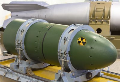 Нашите разузнавателни агенции оценяват опасността от използването на тактически ядрени