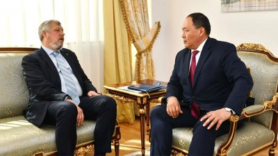 Казахстан скастри Русия за неподходящ тон