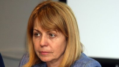 Фандъкова още не е решила дали ще се кандидатира 3-и път за кмет