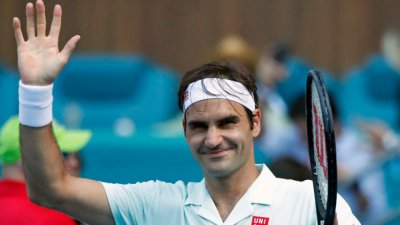 Федерер за седми път на полуфинал в Маями