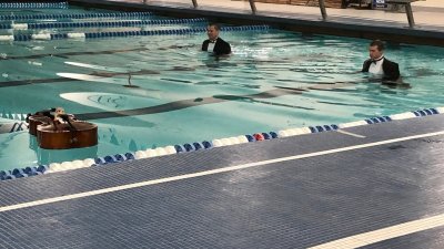 Американски университет подготвя подводна опера в басейн