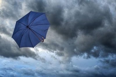 Синоптиците ни попариха: Другата седмица дъжд и пак дъжд