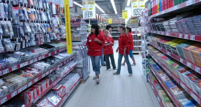 Евростат: Продажбите на дребно в България спадат