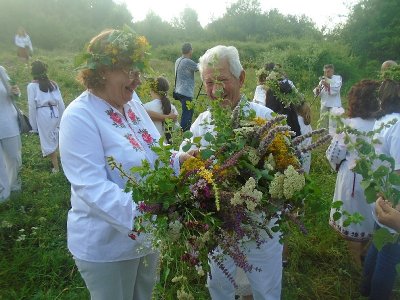 По 100 лева на ден изкарват берачите на билки