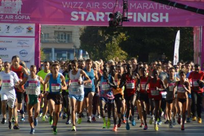 Във връзка с провеждането на Софийския маратон в неделя – 9